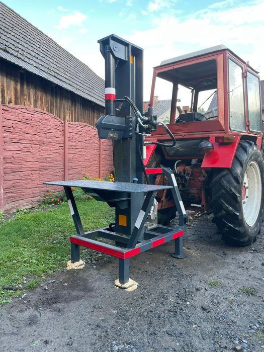 Łuparka, Łupiarka do drewna na wałek wom.