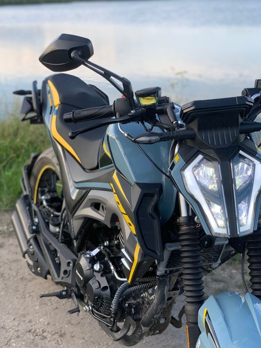 Продам обміняю mustang st 200