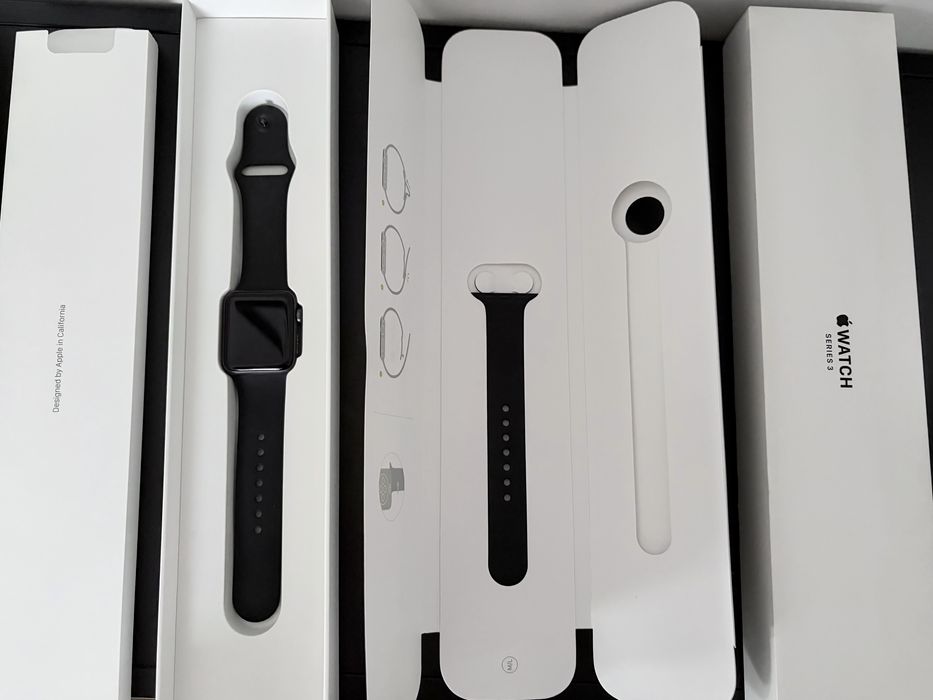 Apple watch series 3  38 mm