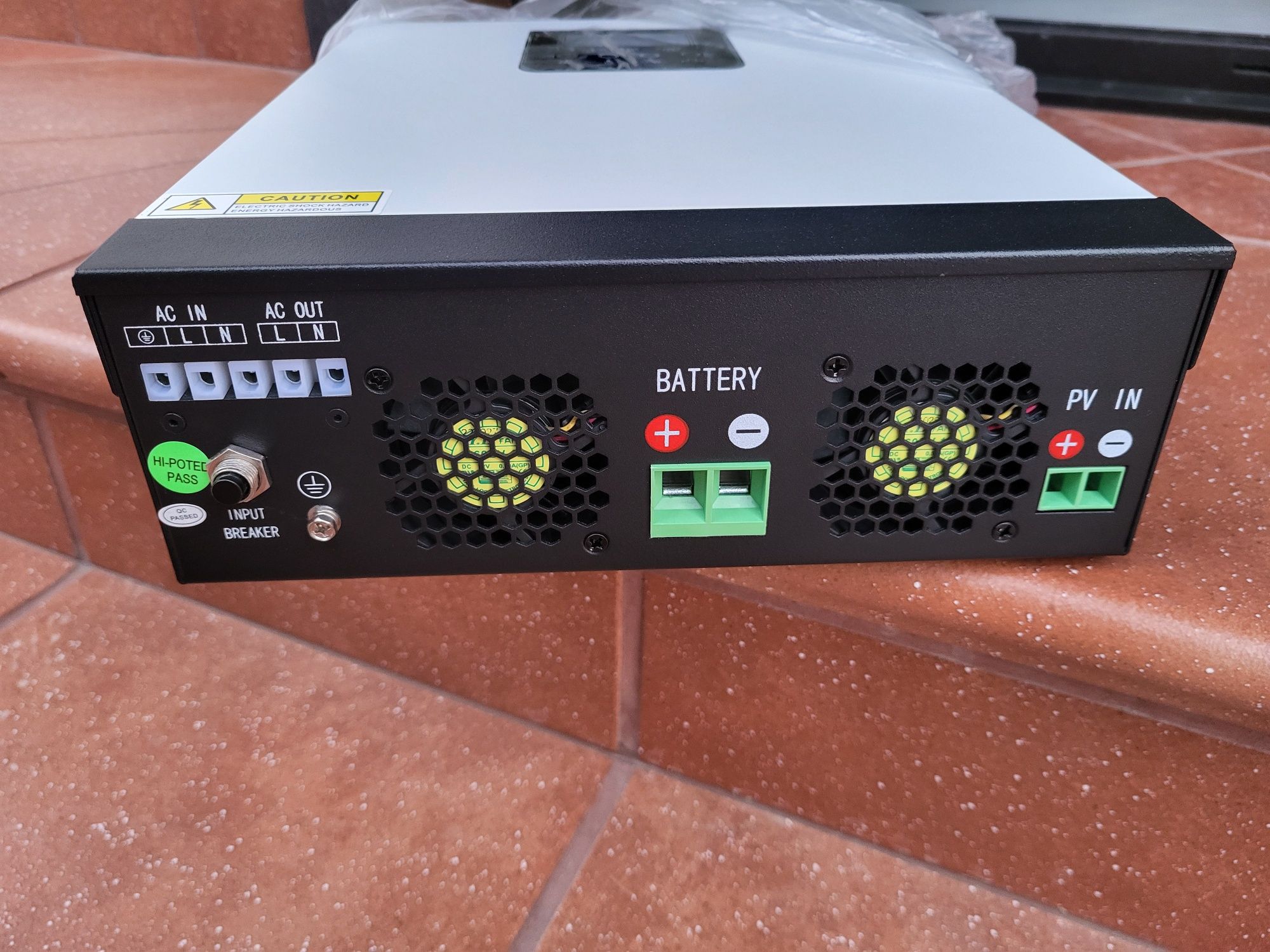 Solar tracker, Inwenter Inventer Hybrydowy Falownik HMS 3K-24V Solar