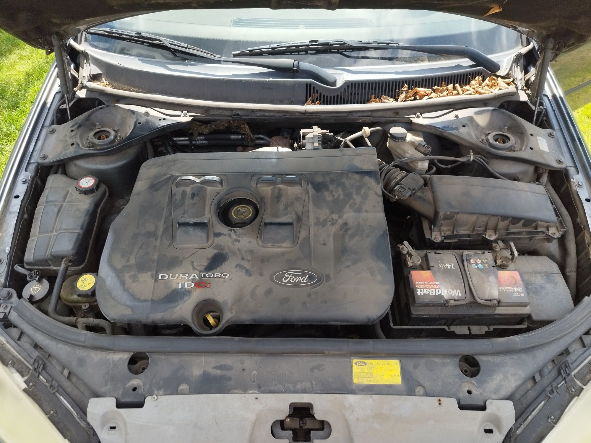 Ford Mondeo silnik 2.0 TDCi manual ładne zimówki OC przegląd do 2026