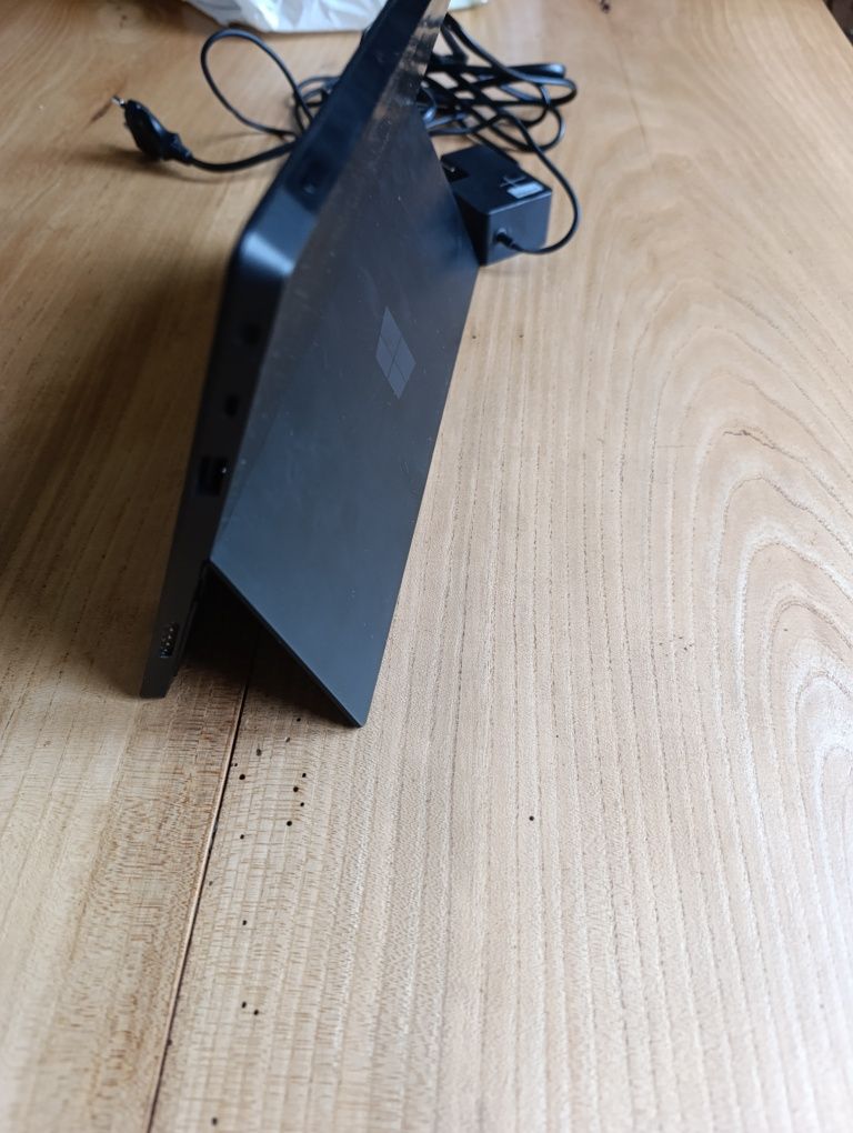 Планшет surface 32GB