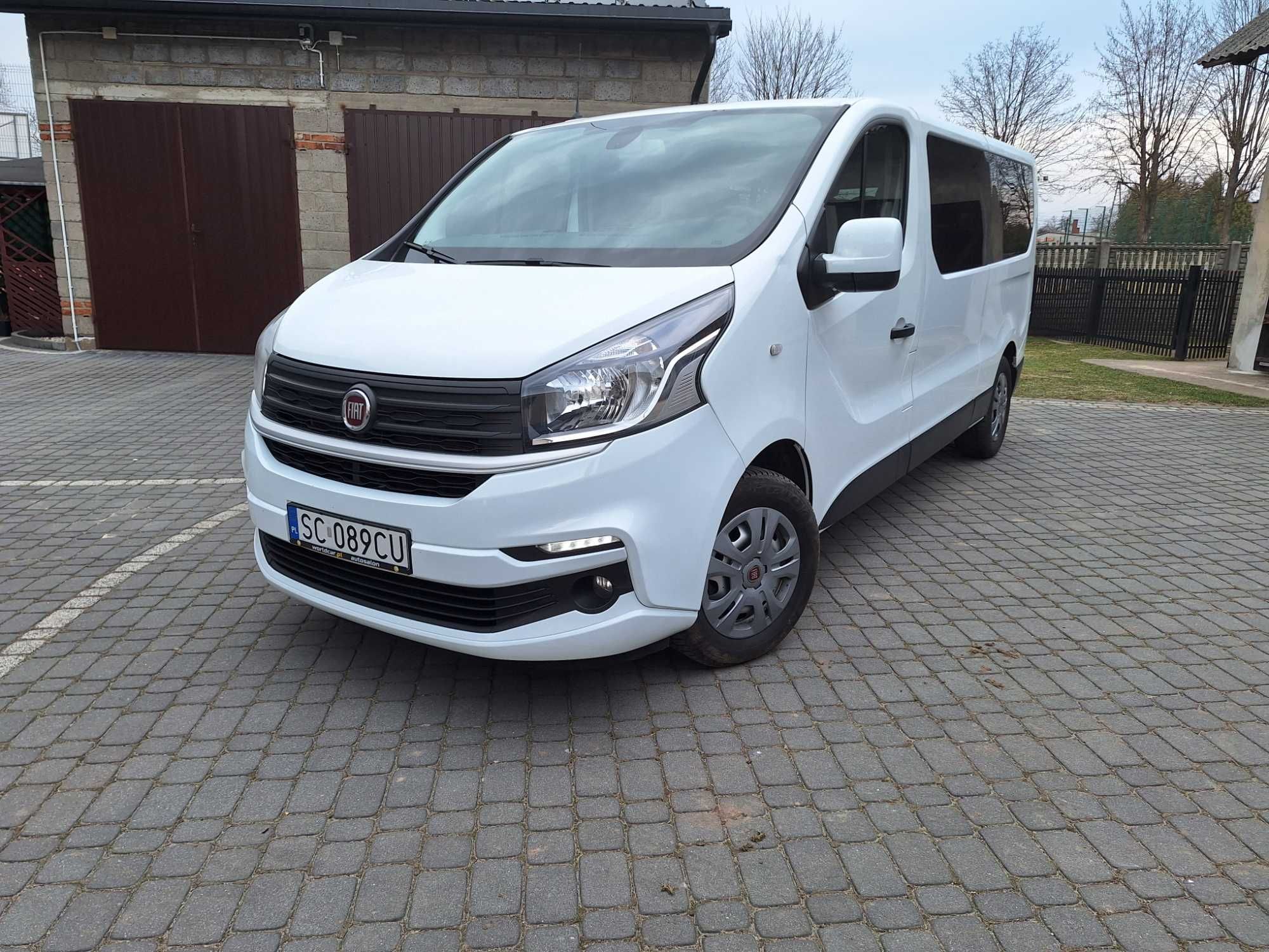 Wynajem busa 9 osób Fiat Talento long