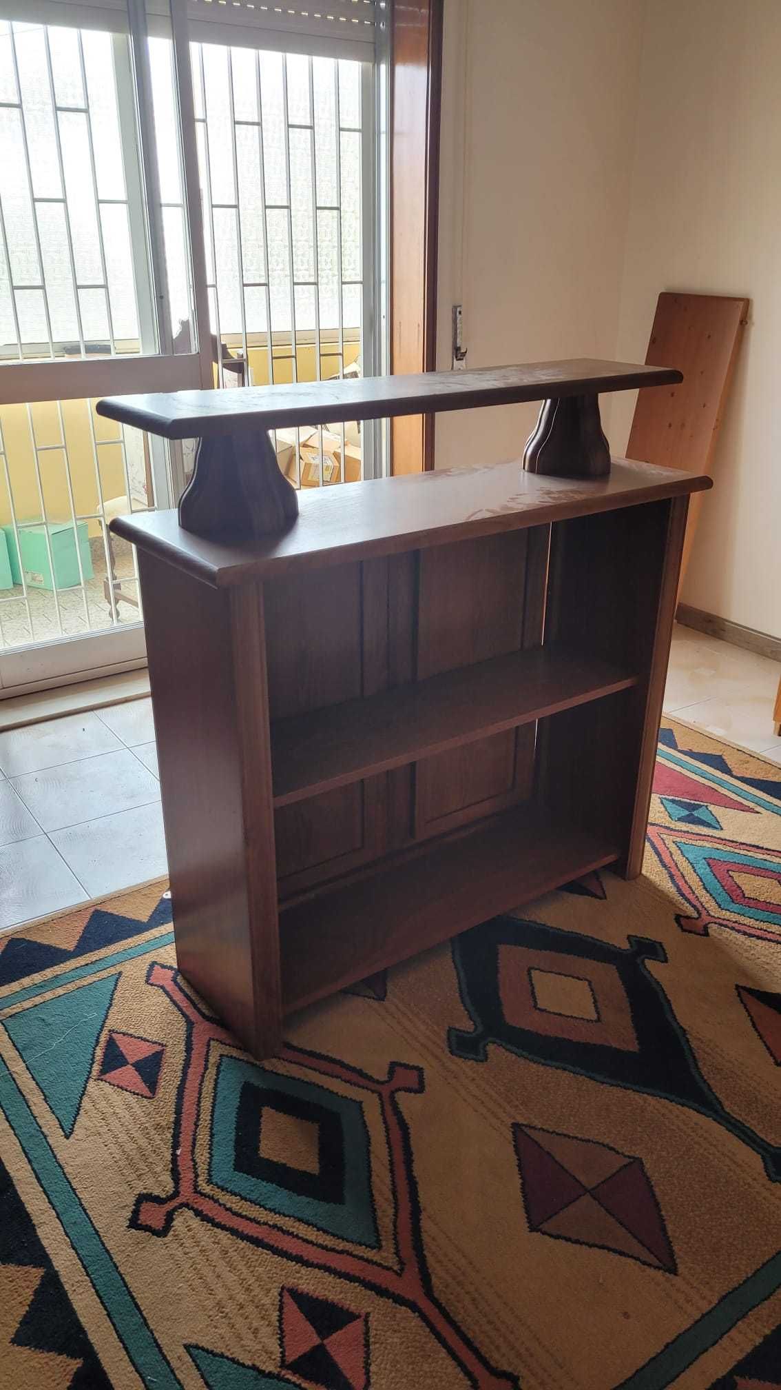 Tribuna Púlpito Balcão Atendimento Consola