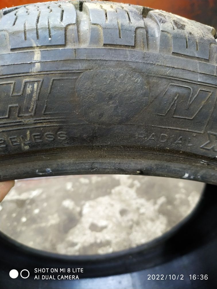 Продам скат Michelin 235 40 R18 зима