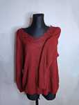 Oversizowy sweter burgundowy z koronkowym dekoltem V.   M / 38 AMISU