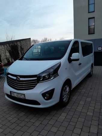 Opel Vivaro 9 osobowy bus wynajem wypożyczenie