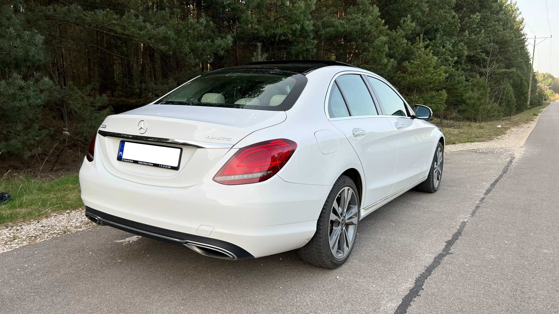 Samochód do ślubu. Mercedes C300 4MATIC