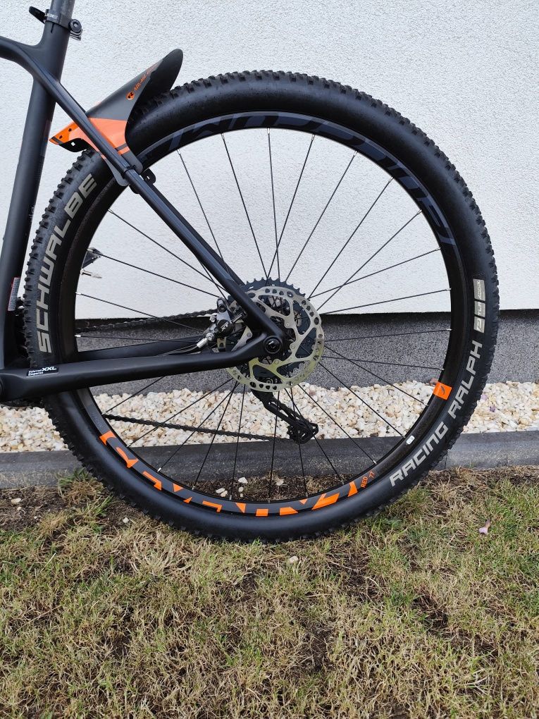 Cube Reaction C62 Carbon. Stan bdb. Shimano XT.Fox 32
