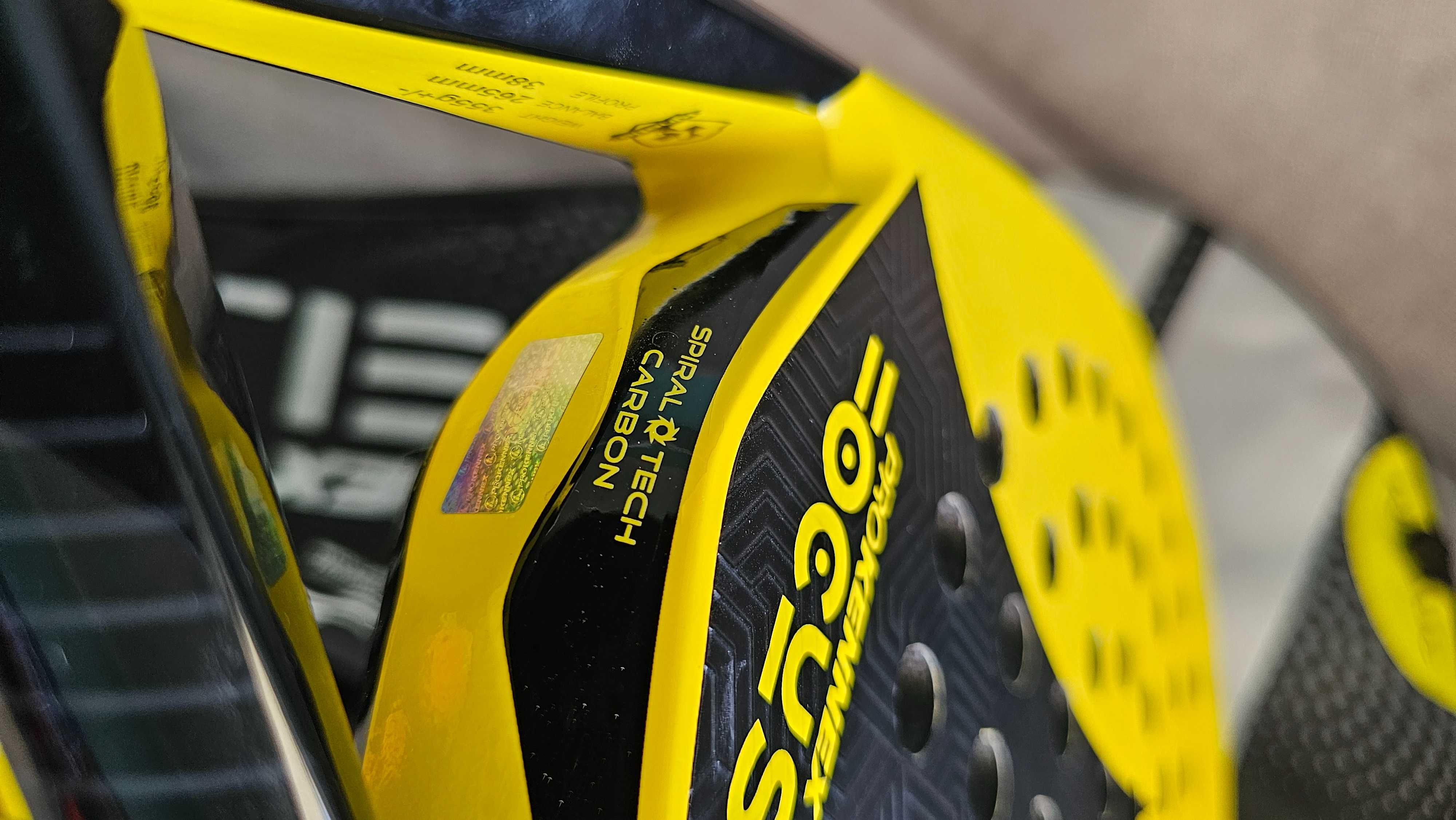 Raquete de PADEL PROKENNEX Carbon FOCUS Kinetic System gr. 355