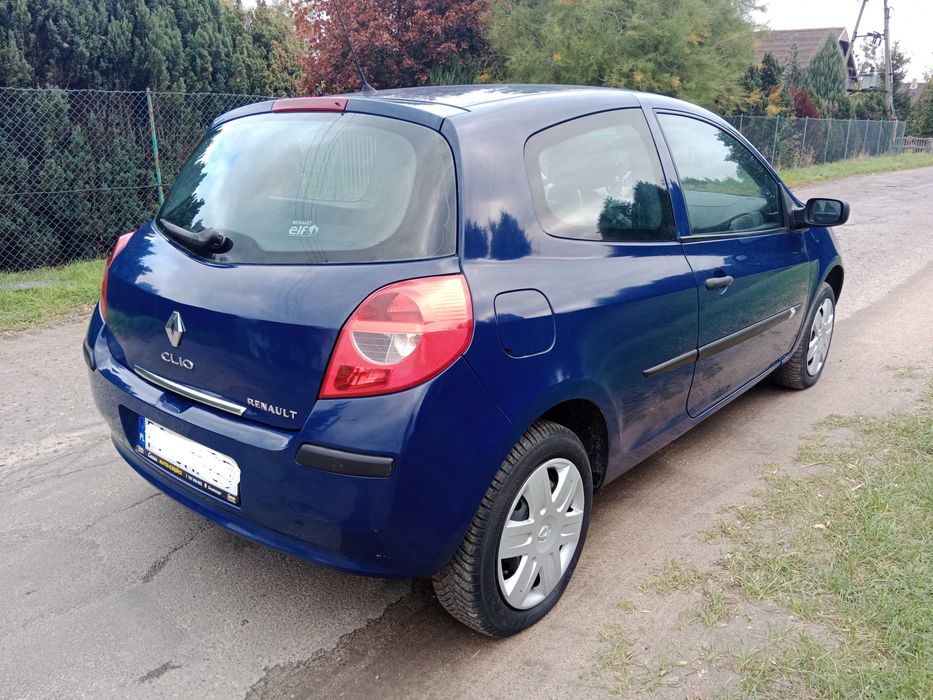 Renault Clio 3 Klimatyzacja Bardzo Ładny Mały przebieg 158 tys km