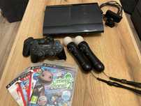 PlayStation 3 z padami i kontrolerami