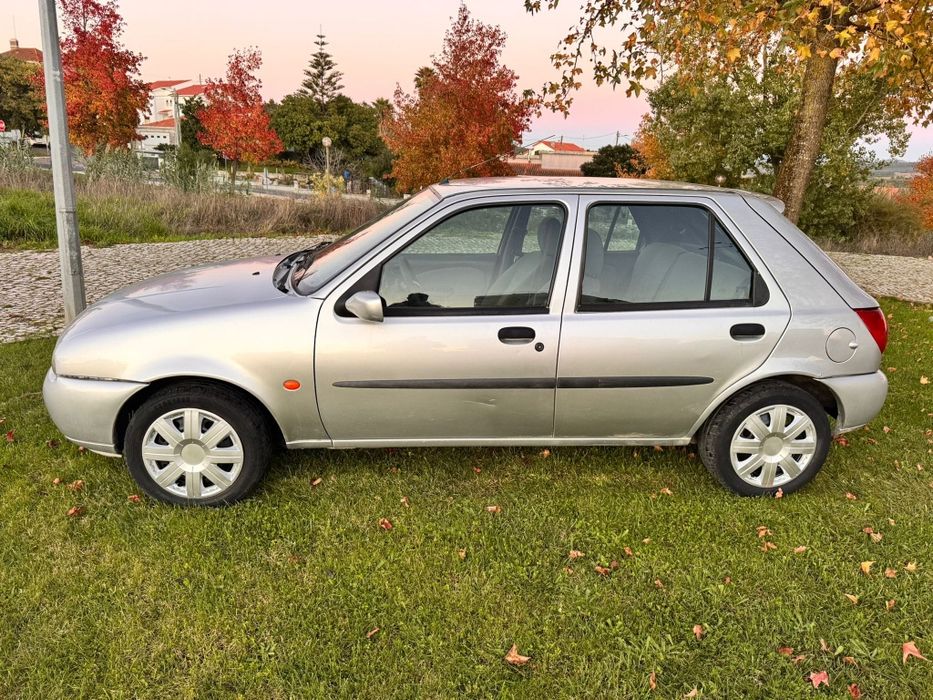 Ford fiesta ar condicionado