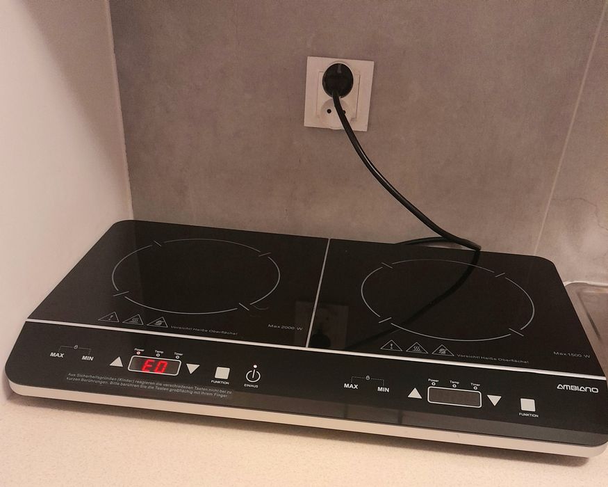 Sprzedam płytę indukcyjną, wolnostojacą niemieckiej firmy AMBIANO