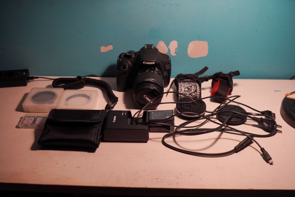 Canon 1200d + 18-55 f/3.5-5.6 III + inne akcesoria