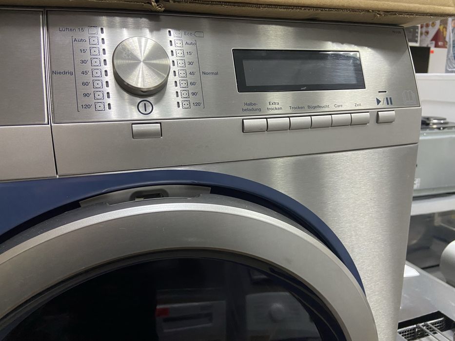 Комплект 1 + 1 пральна та сушильна машини Electrolux