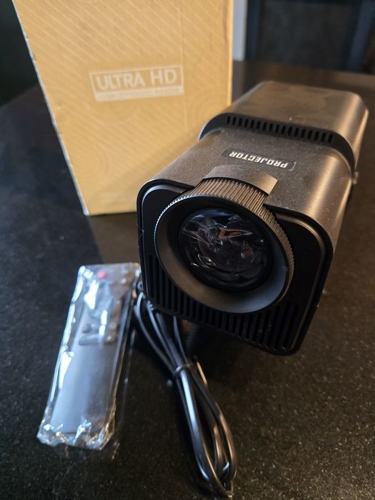 Projektor HY320 Ultra HD rzutnik nowy