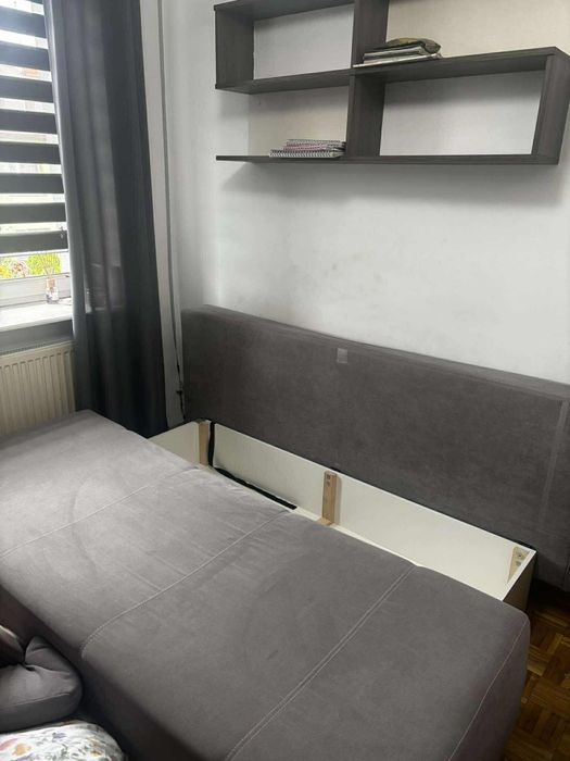 Sprzedam szarą kanapę