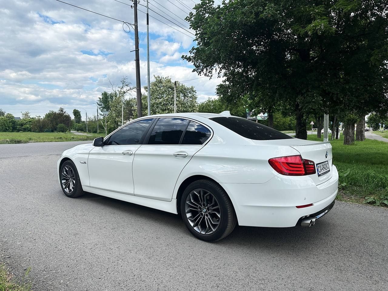 BMW F10 2.0d білий колір