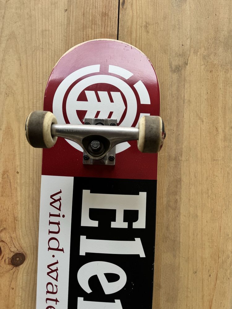 Skate - Element