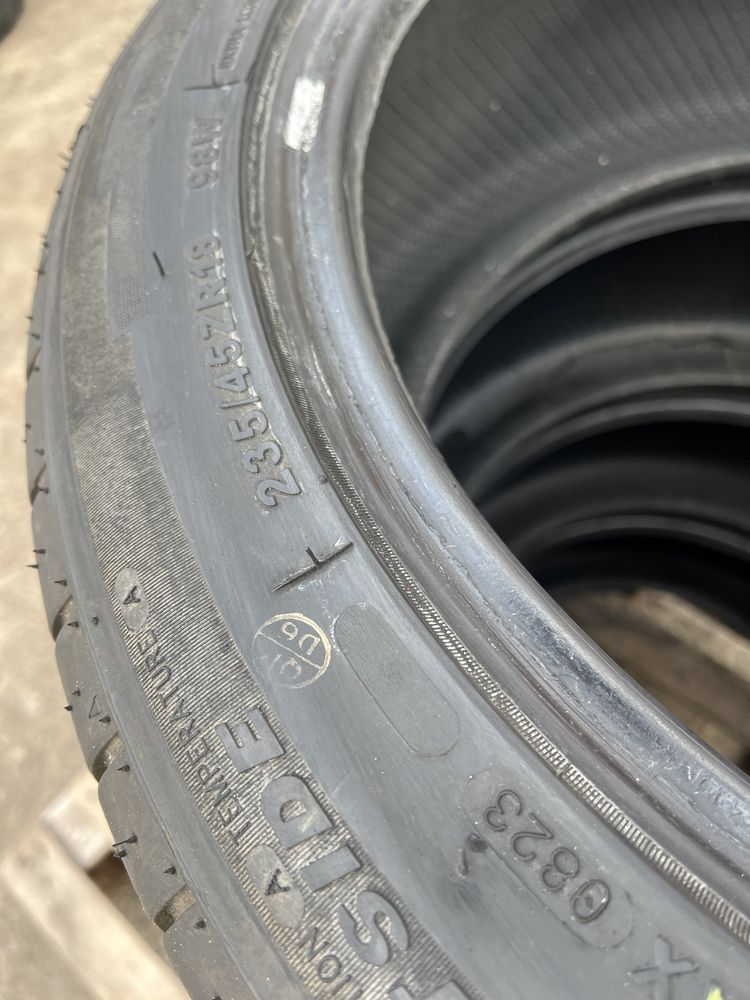 235/45 r18 Firemax FM601 23 год Резина летняя