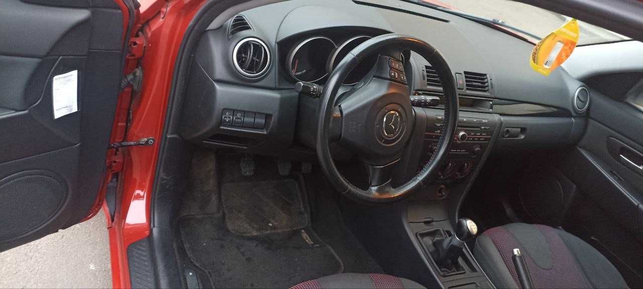 Mazda 3, історія обслуговування