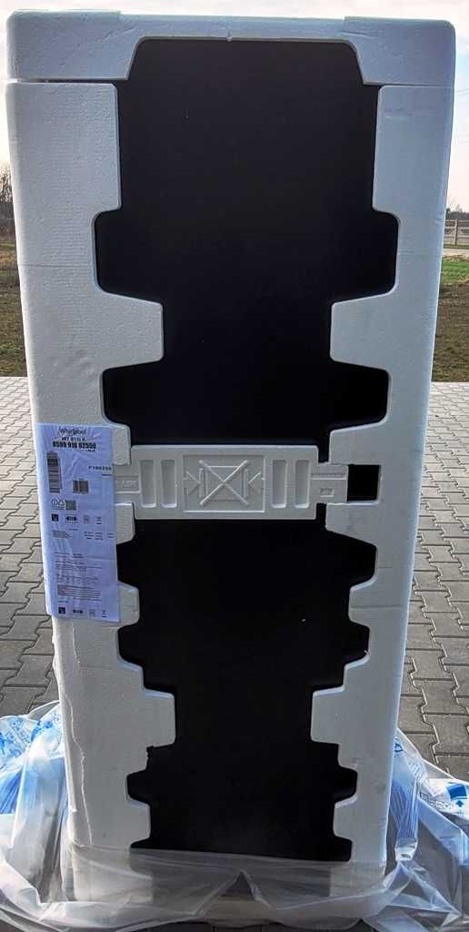 Lodówka WHIRLPOOL W7 811I K NoFrost Czarna