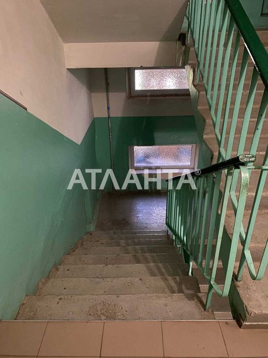 Предлагается 2 ком квартира на Поселке Котовского по хорошей цене.