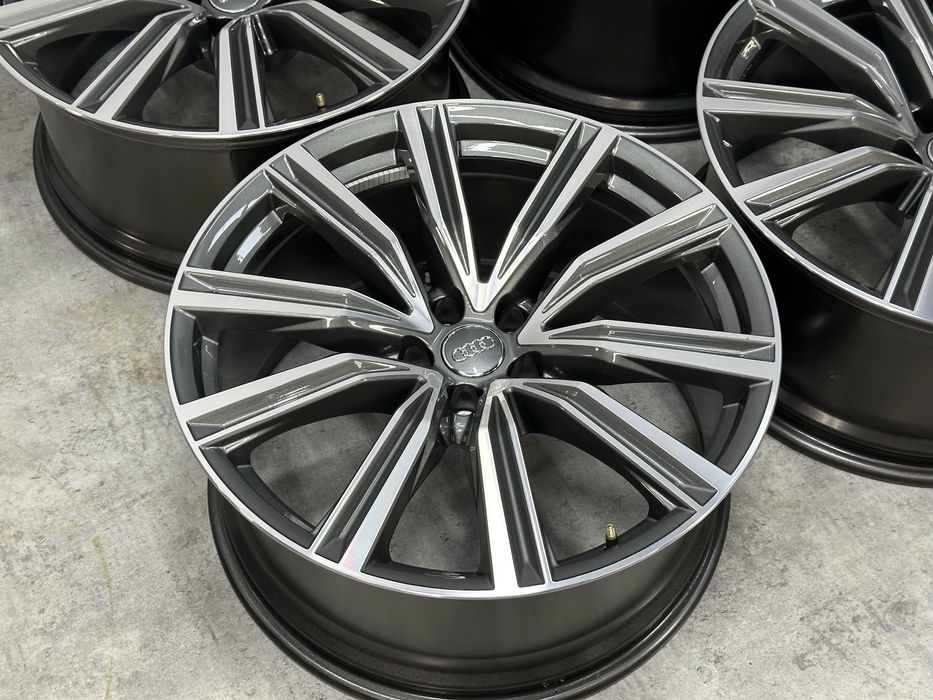 Оригінальні диски Audi Q8, SQ8 5х112 R21! 4M8601025G