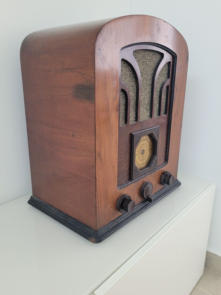 Radio antigo Philips modelo 531U de 1935/6