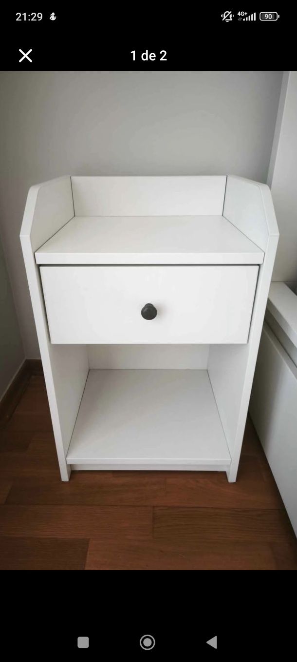 Mesa cabeceira IKEA