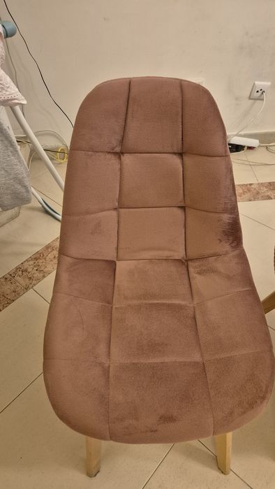 Cadeiras de jantar como novas