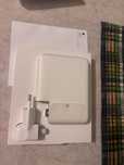 Oryginalna, szybka ładowarka Apple USB Power Adapter o mocy 140W