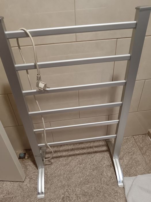 Toalheiro elétrico (secador)