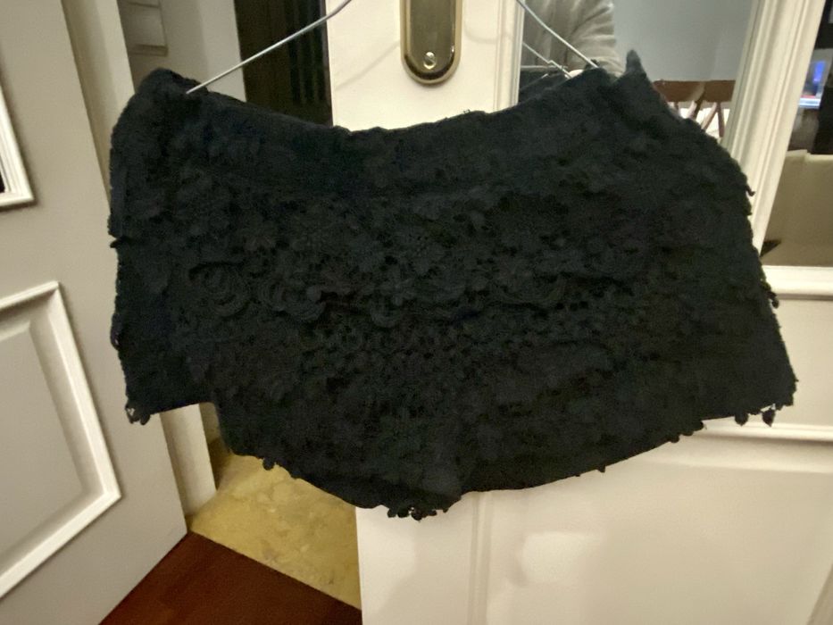 Calções com rendas Aplicadas preto Zara tamanho L