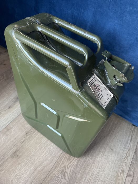 Karnister z kat 90 niwy z ceną