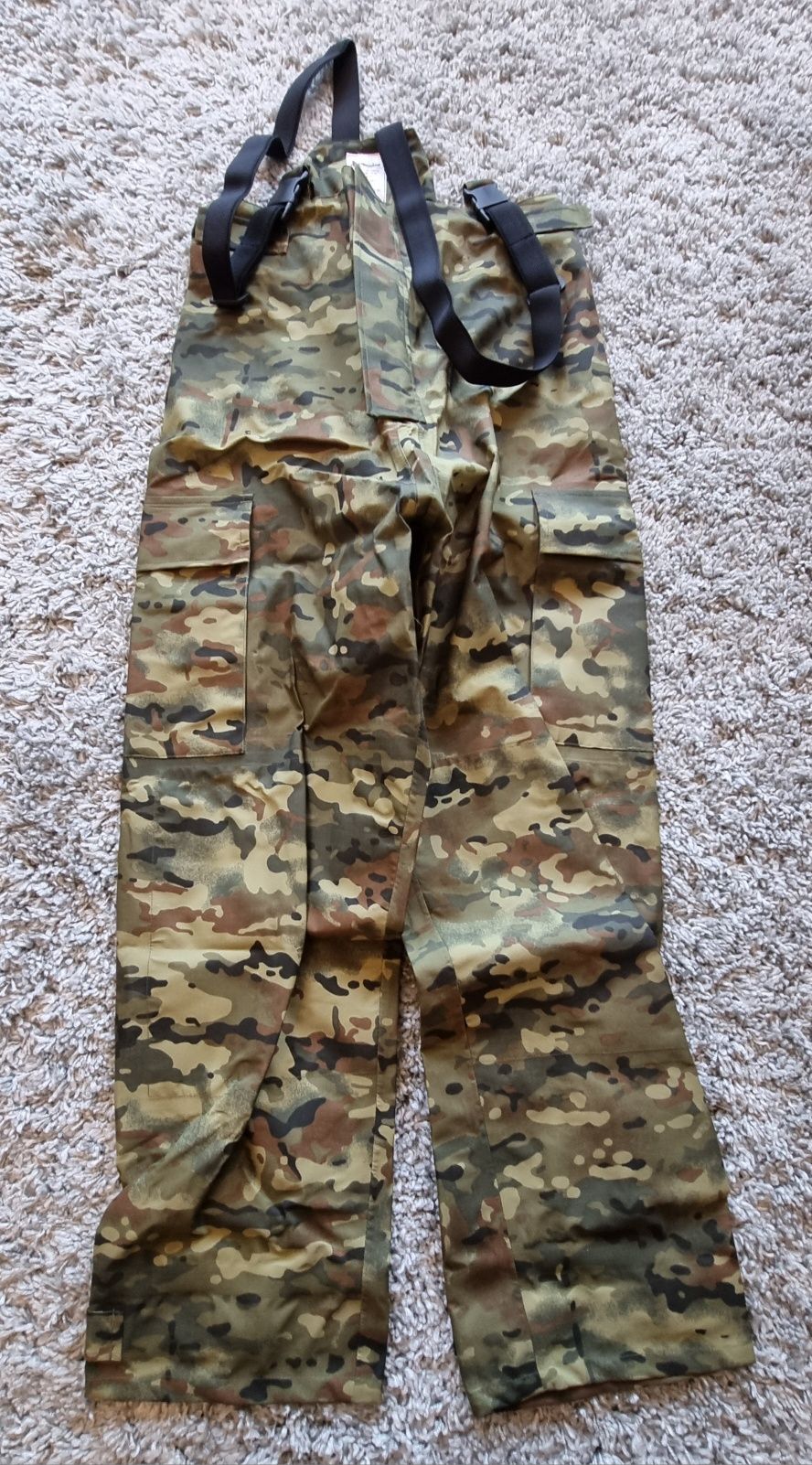 Oryginalne ubranie na złą pogodę Gore-Tex – Straż Graniczna