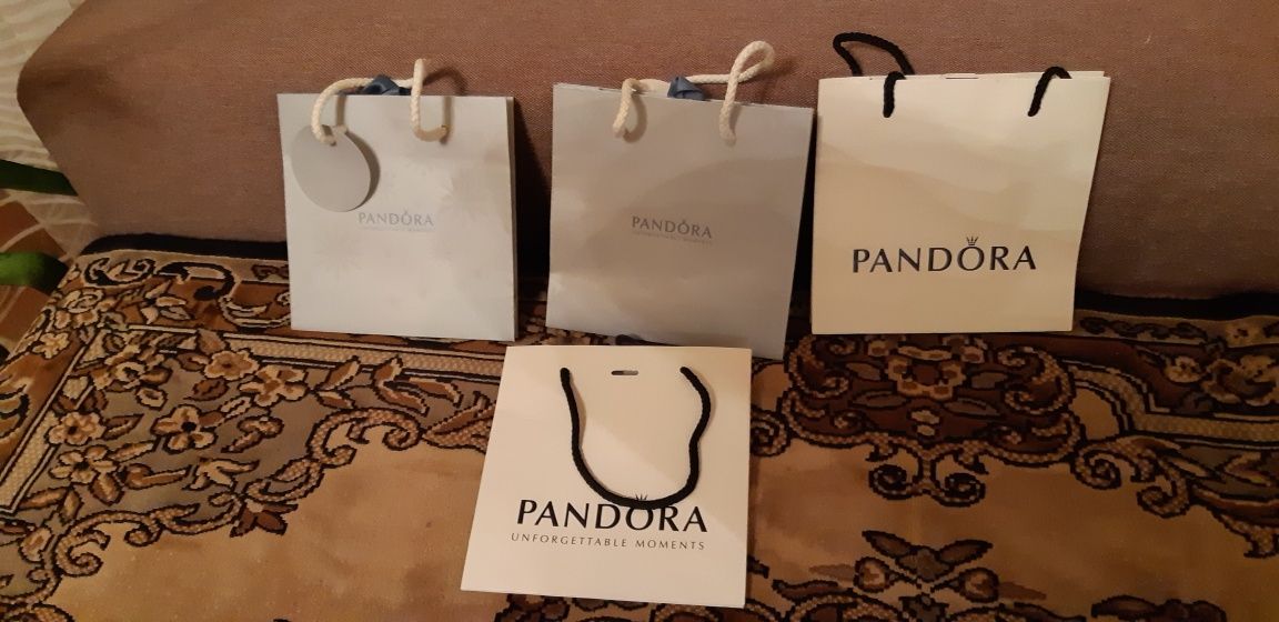 Фирменные пакеты Pandora