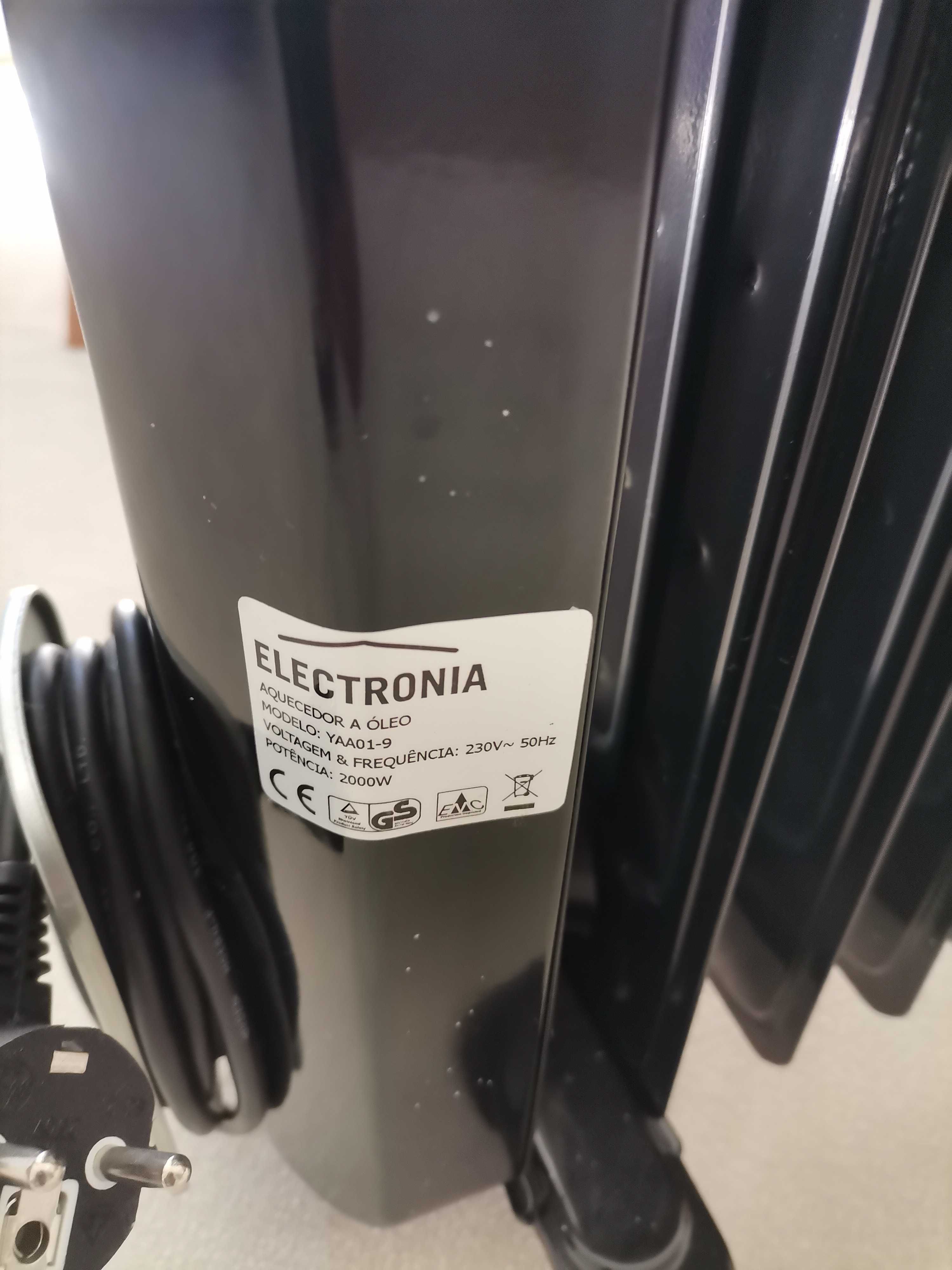 Vendo aquecedor a óleo em ótimo estado 20€