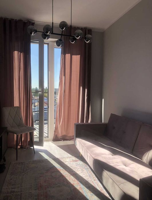 Wynajmij bezpośrednio mieszkanie z widokiem na Panoramę Warszawy.