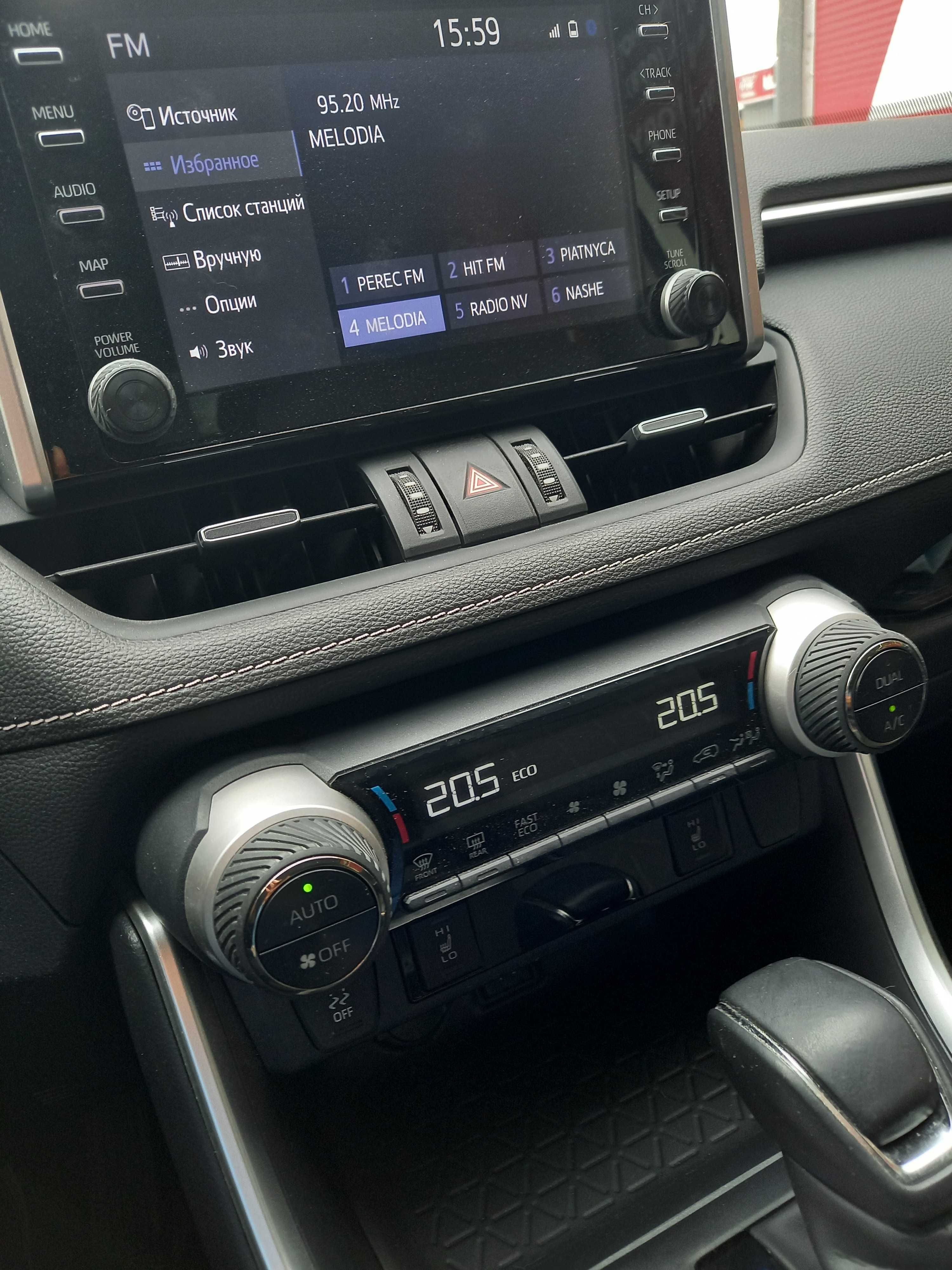 Toyota RAV 4 ,  2018р, V покоління