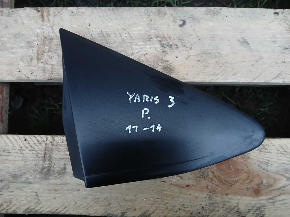 Zaslepka blotnika w blotnik prawa Toyota Yaris III 11-14r