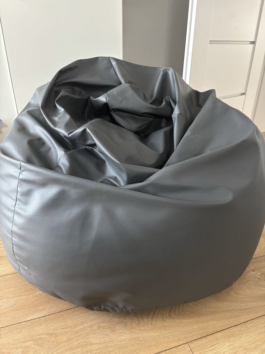 Pufa XXL w kolorze grafitowym