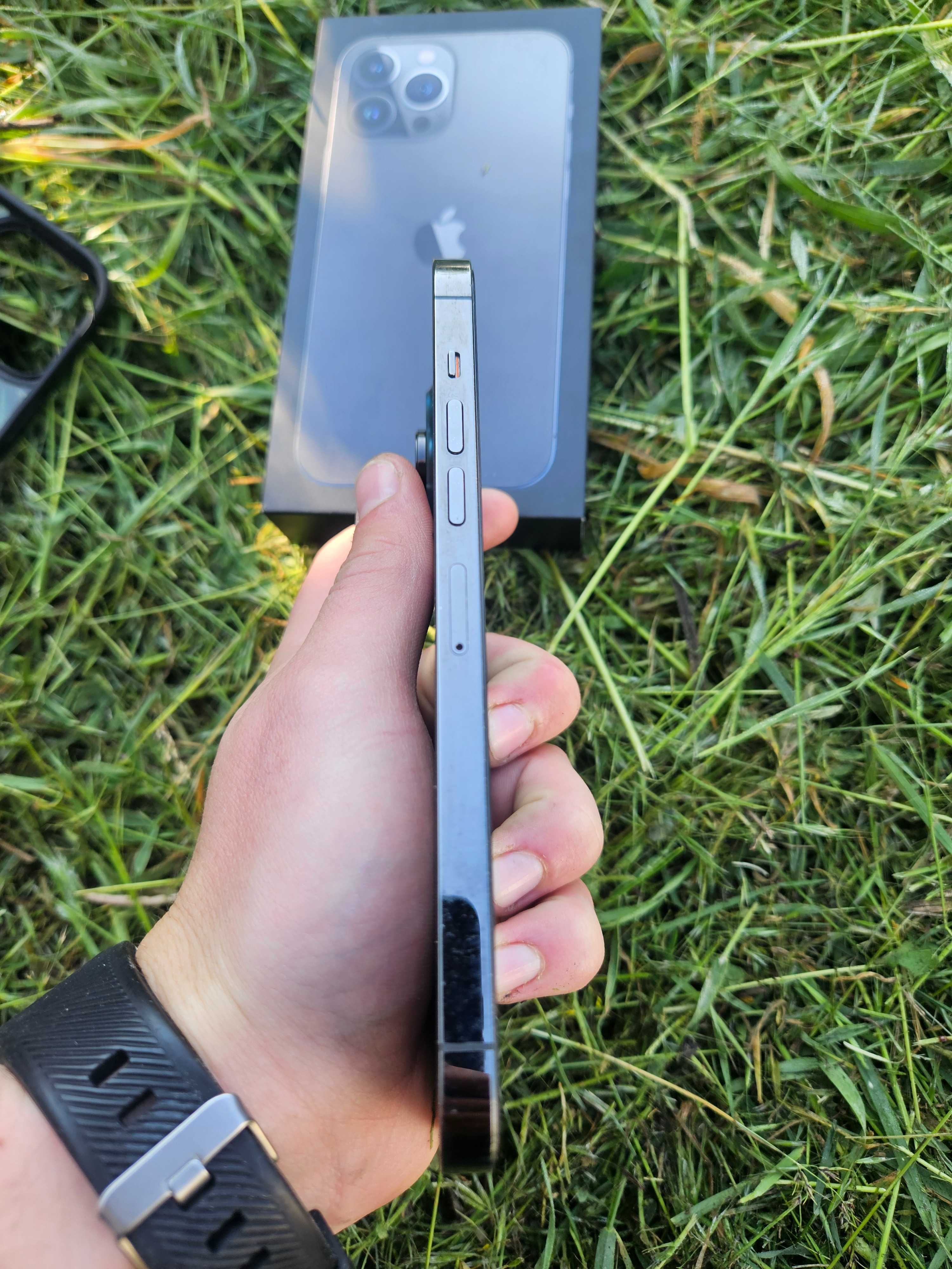 Apple  13 Pro Max 256Gb Graphite.