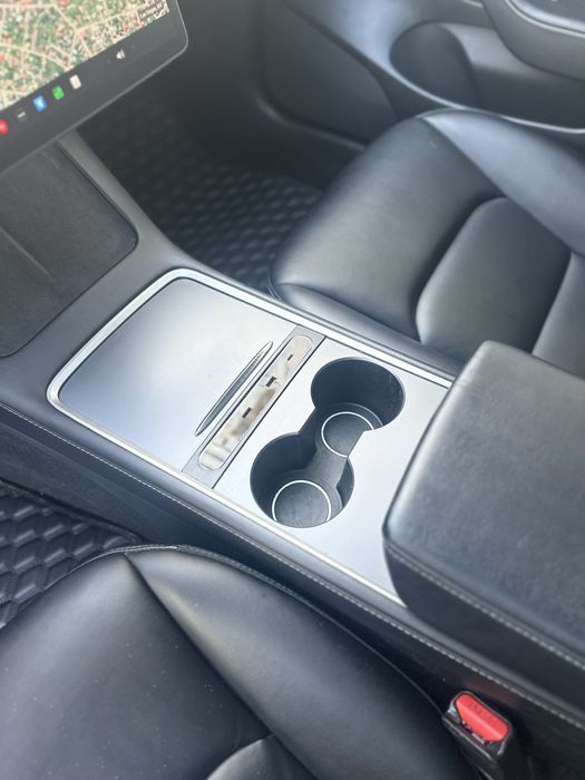 TESLA MODEL 3 2022 м/р | LFP | Тепловий насос | Обвіс | R19