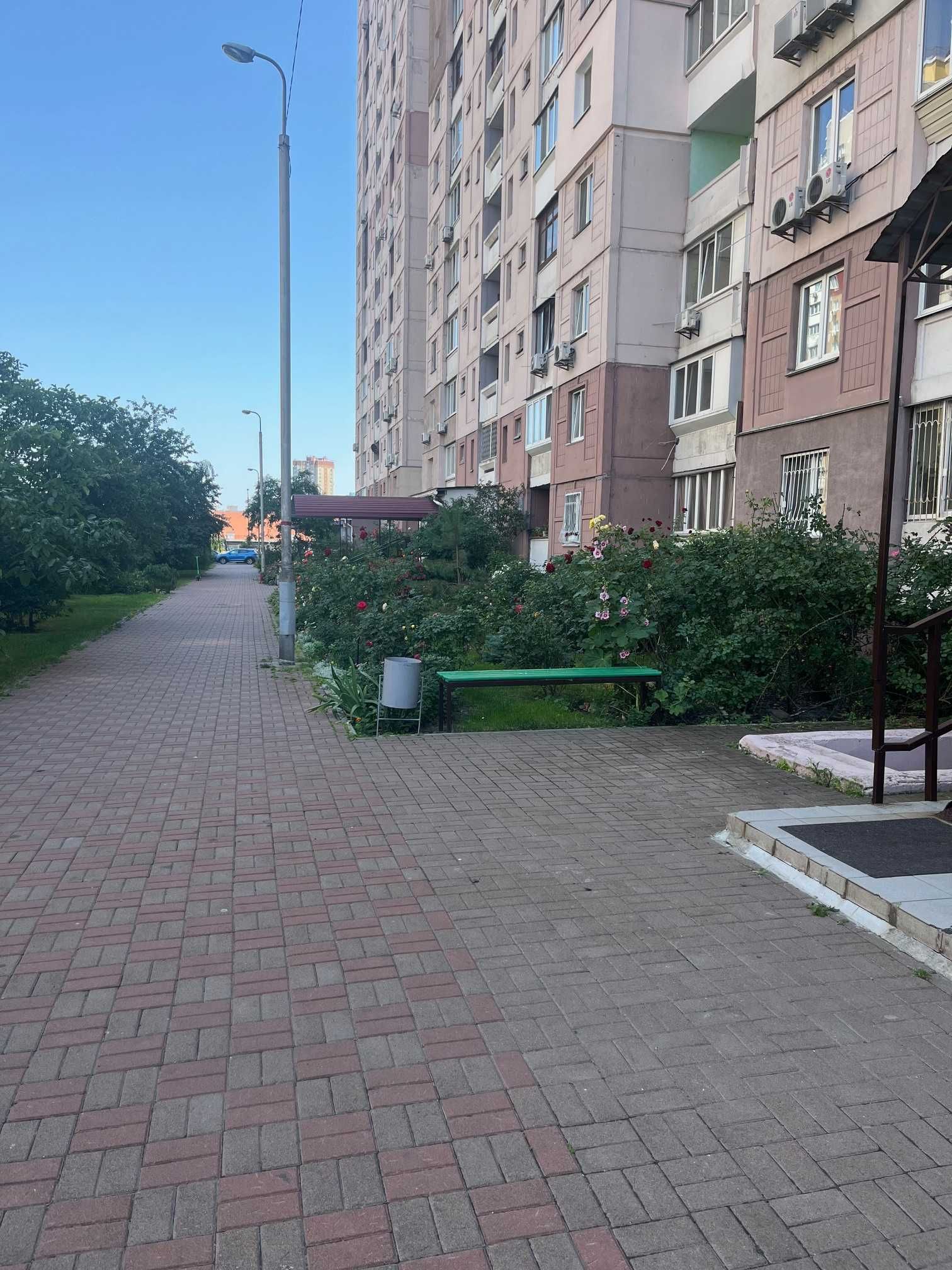 Продаж 1-кім. квартири на Позняках вул.Пчілки 2 Б