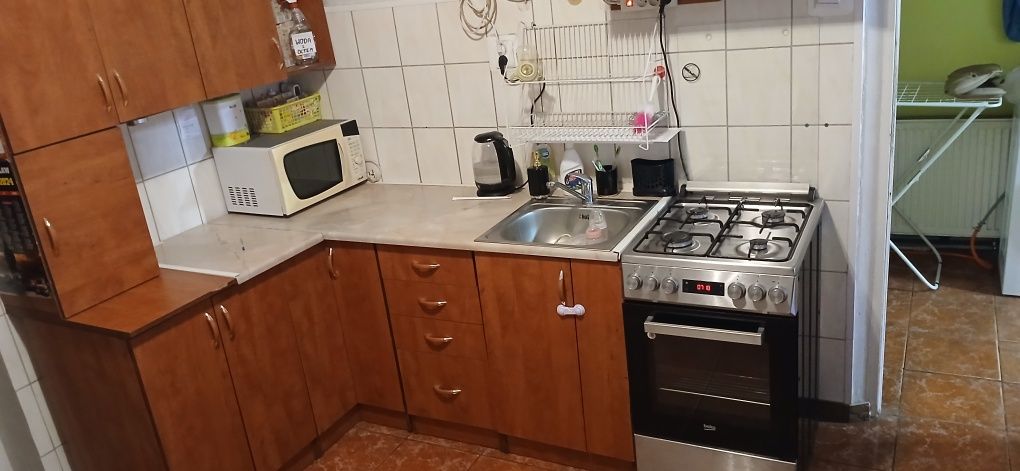 Sprzedam  połowę domu