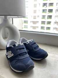 Кросівки New Balance 373 23р