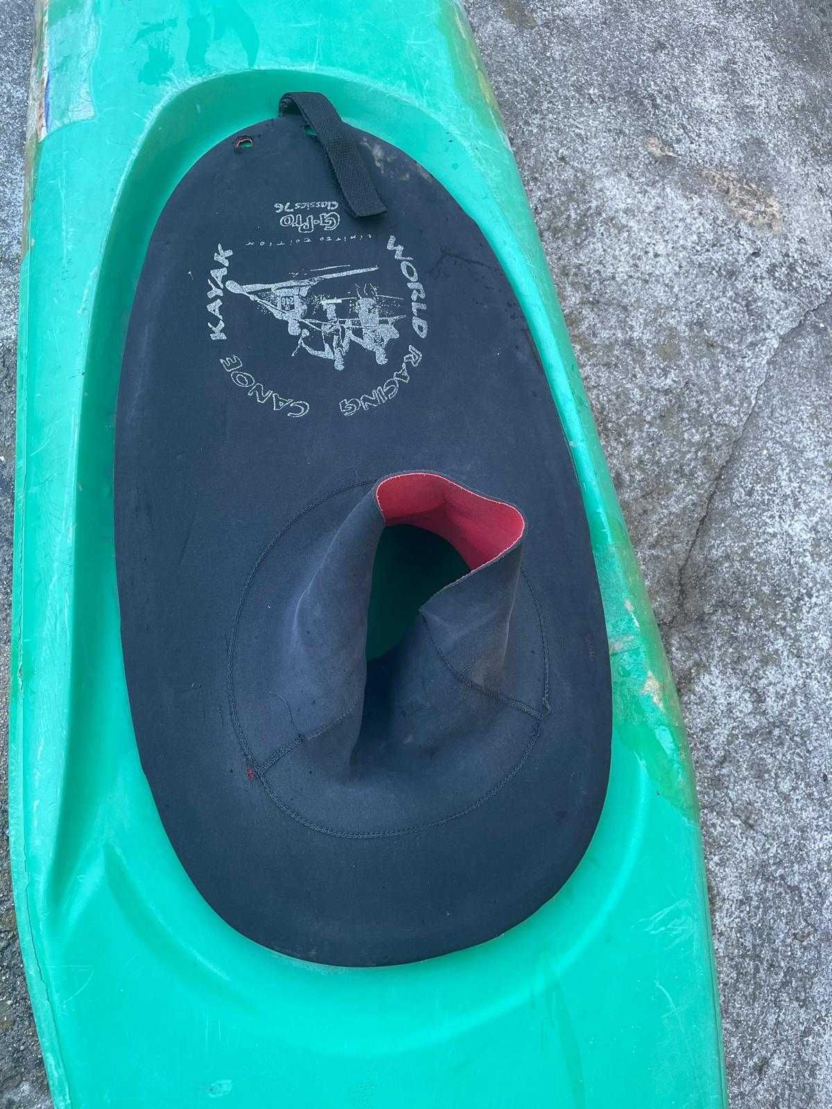 Canoa aguas bravas