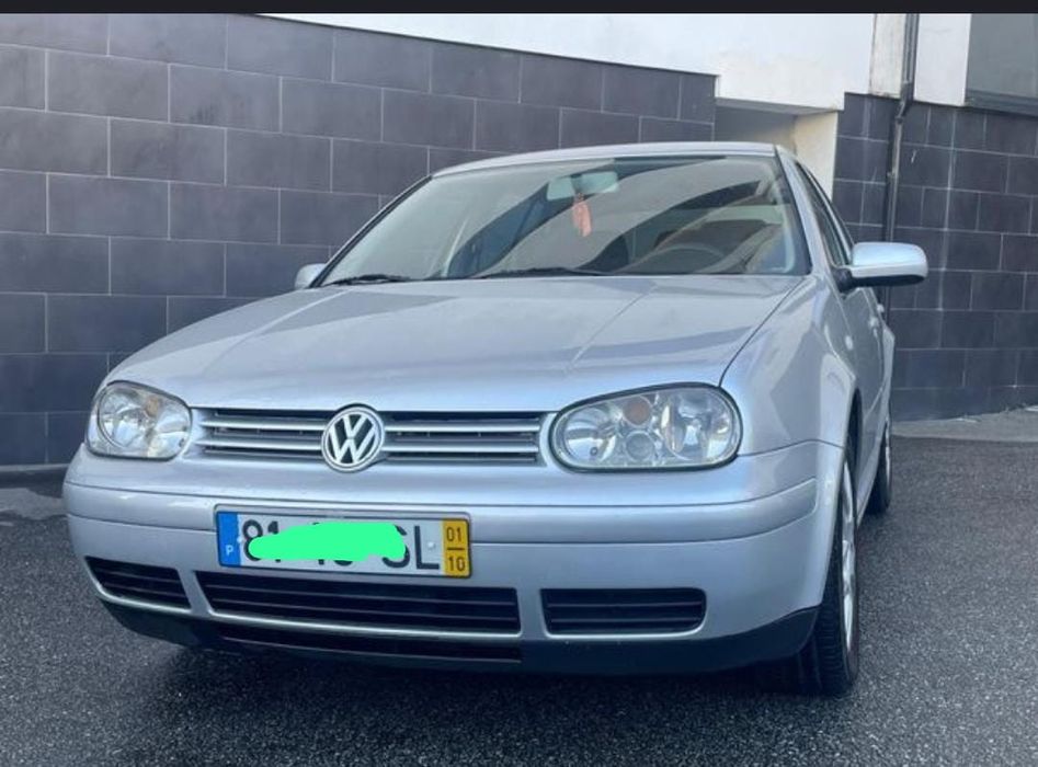 Golf em bom estado de uso ano 2001